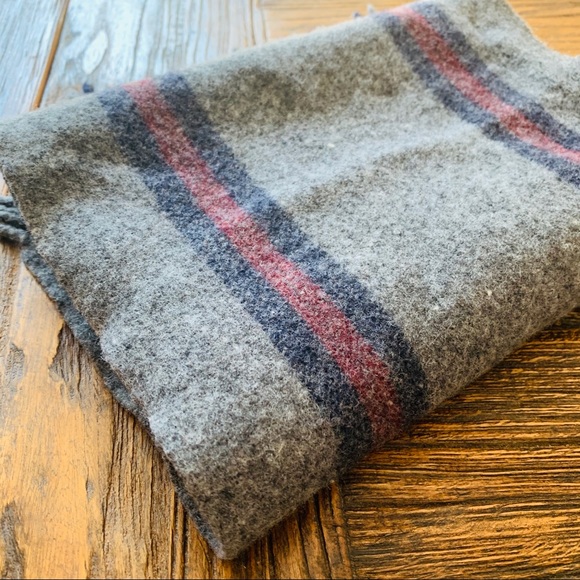 Chaps wool scarf - Picture 7 of 8